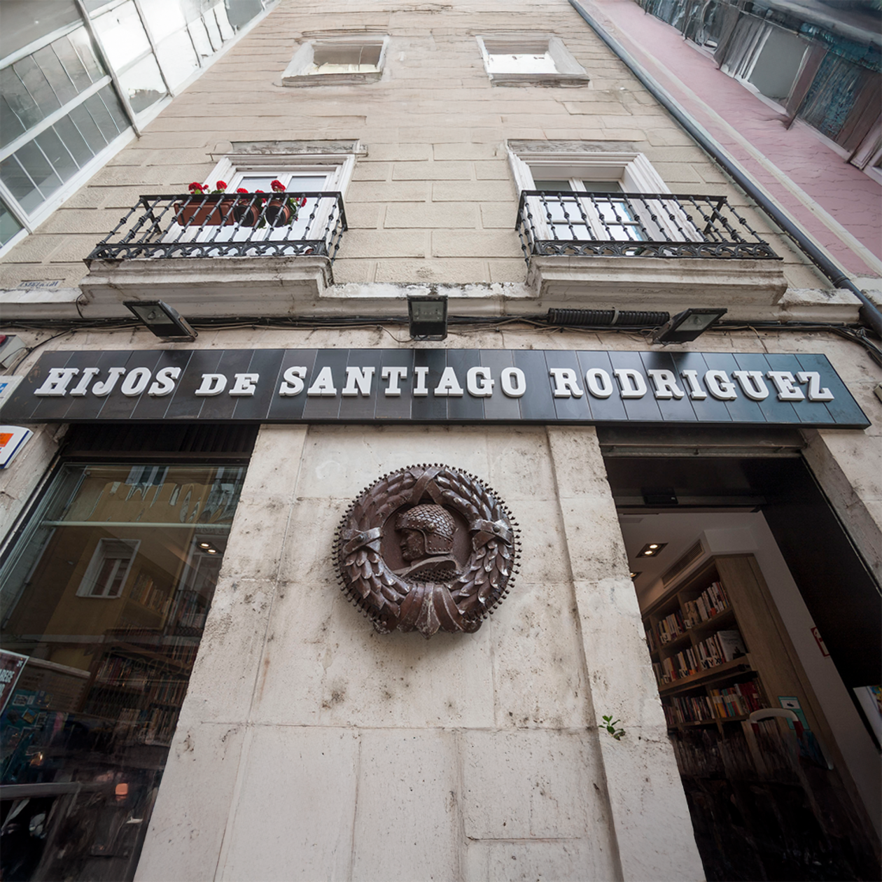 LIBRERÍA HIJOS DE SANTIAGO RODRÍGUEZ